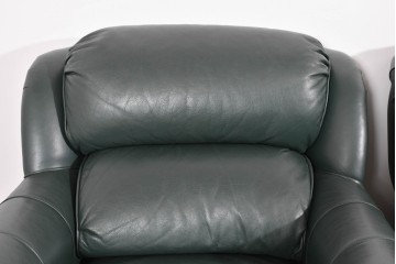 中古　展示品　超美品　ホワイトハウス御用達　アメリカ高級家具　ハンコック&ムーア(Hancock & Moore)　上質レザーの1人掛けソファ2脚　定価(2脚合計)約180万円　(R-085367)