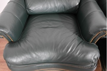 中古　展示品　超美品　ホワイトハウス御用達　アメリカ高級家具　ハンコック&ムーア(Hancock & Moore)　上質レザーの1人掛けソファ2脚　定価(2脚合計)約180万円　(R-085367)