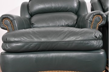 中古　展示品　超美品　ホワイトハウス御用達　アメリカ高級家具　ハンコック&ムーア(Hancock & Moore)　上質レザーの1人掛けソファ2脚　定価(2脚合計)約180万円　(R-085367)