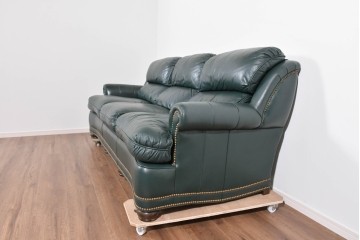 中古　展示品　超美品　ホワイトハウス御用達　アメリカ高級家具　ハンコックアンドムーア(Hancock&Moore)　クラシカルな3人掛けレザーソファ　定価約120万円相当　(R-085368)