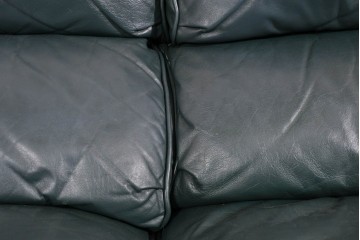 中古　展示品　超美品　ホワイトハウス御用達　アメリカ高級家具　ハンコックアンドムーア(Hancock&Moore)　クラシカルな3人掛けレザーソファ　定価約120万円相当　(R-085368)