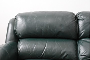 中古　展示品　超美品　ホワイトハウス御用達　アメリカ高級家具　ハンコックアンドムーア(Hancock&Moore)　クラシカルな3人掛けレザーソファ　定価約120万円　(R-085368)