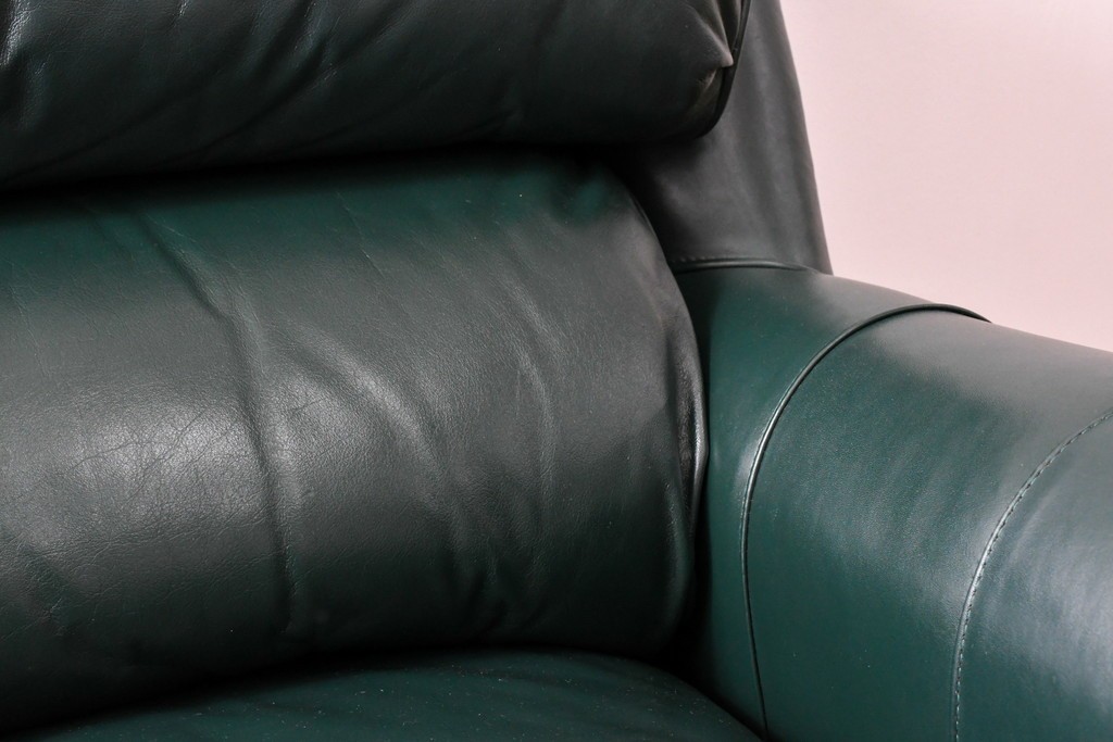 中古　展示品　超美品　ホワイトハウス御用達　アメリカ高級家具　ハンコックアンドムーア(Hancock&Moore)　クラシカルな3人掛けレザーソファ　定価約120万円　(R-085368)