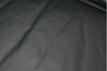 中古　展示品　超美品　ホワイトハウス御用達　アメリカ高級家具　ハンコックアンドムーア(Hancock&Moore)　クラシカルな3人掛けレザーソファ　定価約120万円　(R-085368)