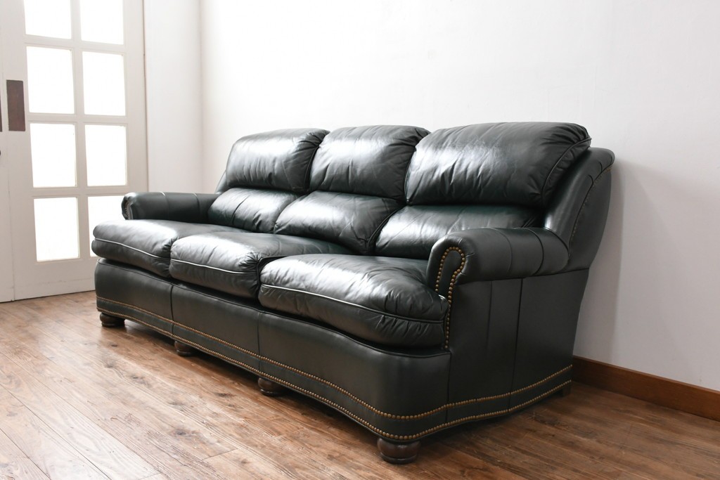 中古　展示品　超美品　ホワイトハウス御用達　アメリカ高級家具　ハンコックアンドムーア(Hancock&Moore)　クラシカルな3人掛けレザーソファ　定価約120万円　(R-085368)