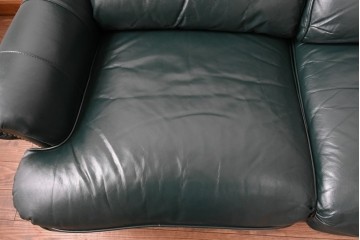 中古　展示品　超美品　ホワイトハウス御用達　アメリカ高級家具　ハンコックアンドムーア(Hancock&Moore)　クラシカルな3人掛けレザーソファ　定価約120万円　(R-085368)