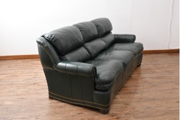 中古　展示品　超美品　ホワイトハウス御用達　アメリカ高級家具　ハンコックアンドムーア(Hancock&Moore)　クラシカルな3人掛けレザーソファ　定価約120万円　(R-085368)