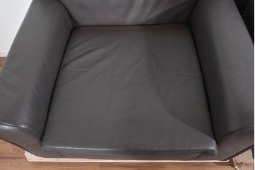 中古　ノル(Knoll)　オット・ザフデザイン　ヘリコレクション　本革(レザー)　1人掛けソファ2脚　セット定価約80万円相当　(R-085369)
