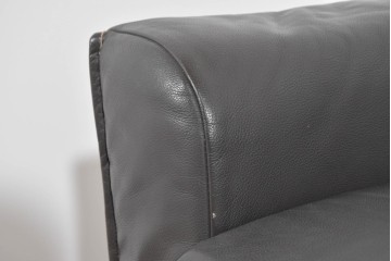 中古　ノル(Knoll)　オット・ザフデザイン　ヘリコレクション　本革(レザー)　1人掛けソファ2脚　セット定価約80万円相当　(R-085369)