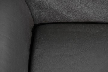 中古　ノル(Knoll)　オット・ザフデザイン　ヘリコレクション　本革(レザー)　1人掛けソファ2脚　セット定価約80万円相当　(R-085369)