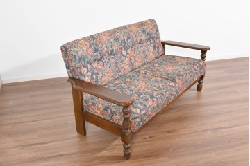 中古　美品　三越家具(現カントリーハウス)　Brugge(ブルージュ)　クラシカルな花柄張地が目を引く2人掛けソファ　定価約35万円　(R-085370)