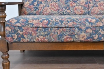 中古　美品　三越家具(現カントリーハウス)　Brugge(ブルージュ)　クラシカルな花柄張地が目を引く2人掛けソファ　定価約35万円　(R-085370)