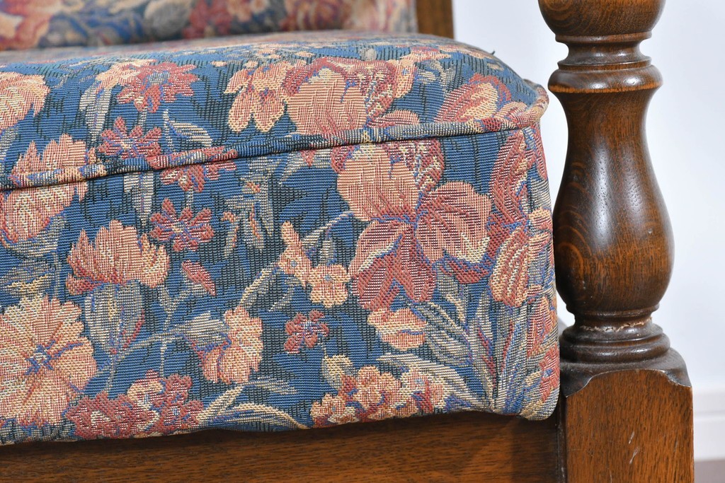 中古　美品　三越家具(現カントリーハウス)　Brugge(ブルージュ)　クラシカルな花柄張地が目を引く2人掛けソファ　定価約35万円　(R-085370)