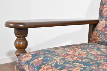 中古　美品　三越家具(現カントリーハウス)　Brugge(ブルージュ)　クラシカルな花柄張地が目を引く2人掛けソファ　定価約35万円　(R-085370)