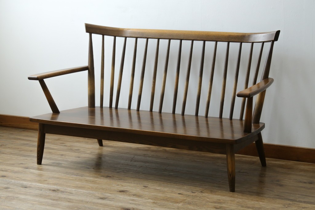 中古　美品　希少なナガノインテリア　タモ材　すっきりとしたスポーク背のウィンザーベンチ　(R-085371)