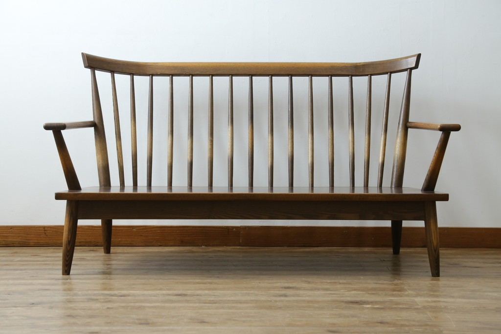 中古　美品　希少なナガノインテリア　タモ材　すっきりとしたスポーク背のウィンザーベンチ　(R-085371)