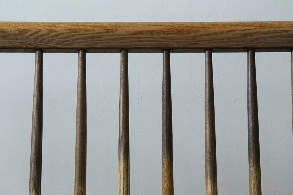 中古　美品　希少なナガノインテリア　タモ材　すっきりとしたスポーク背のウィンザーベンチ　(R-085371)