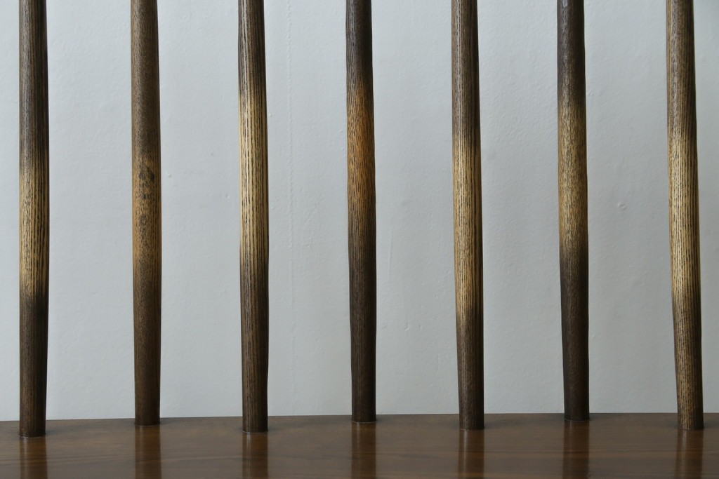 中古　美品　希少なナガノインテリア　タモ材　すっきりとしたスポーク背のウィンザーベンチ　(R-085371)