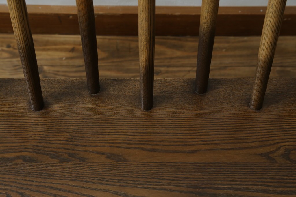 中古　美品　希少なナガノインテリア　タモ材　すっきりとしたスポーク背のウィンザーベンチ　(R-085371)