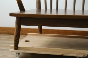 中古　美品　希少なナガノインテリア　タモ材　すっきりとしたスポーク背のウィンザーベンチ　(R-085371)