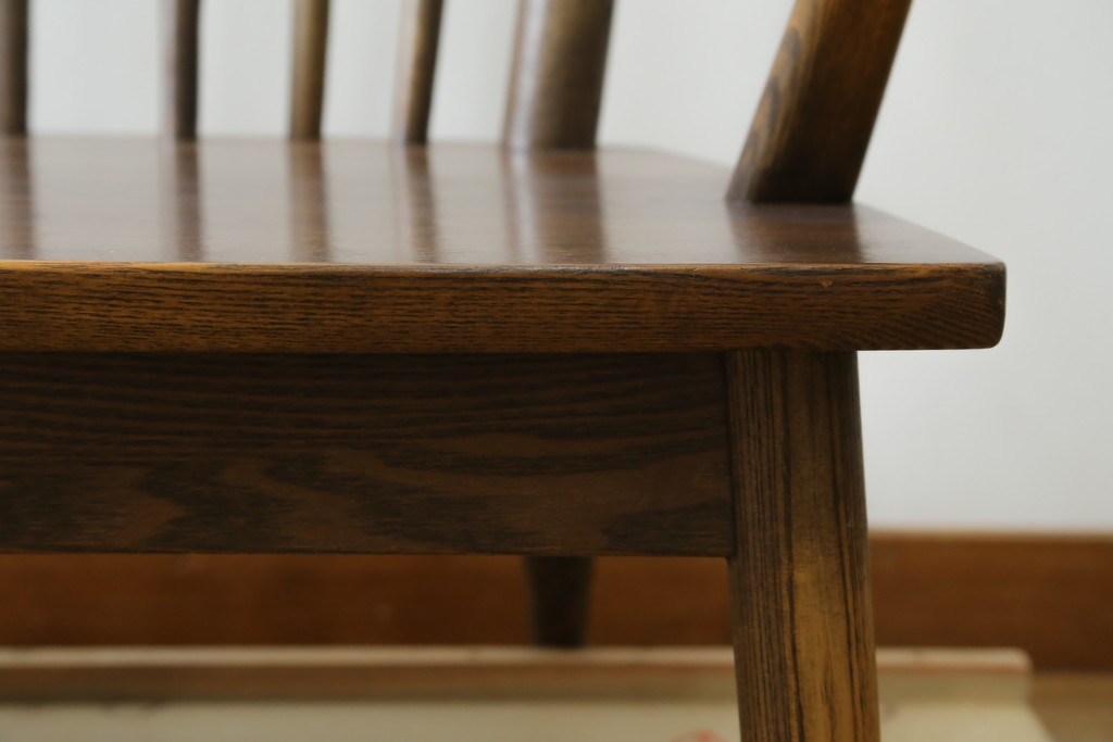中古　美品　希少なナガノインテリア　タモ材　すっきりとしたスポーク背のウィンザーベンチ　(R-085371)