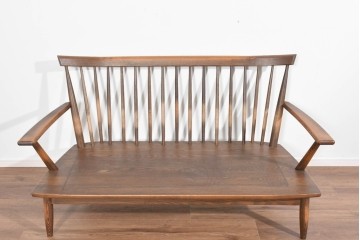 中古　美品　希少なナガノインテリア　タモ材　すっきりとしたスポーク背のウィンザーベンチ　(R-085371)