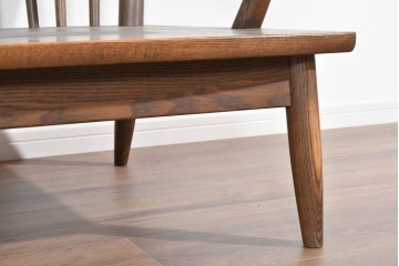中古　美品　希少なナガノインテリア　タモ材　すっきりとしたスポーク背のウィンザーベンチ　(R-085371)