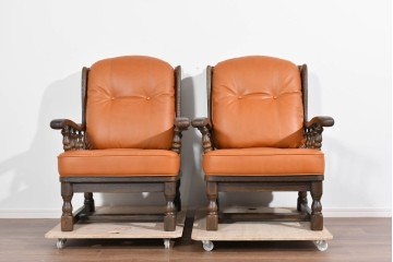 中古　超美品　使用感ほぼなし　飛騨産業　キツツキ　PROVINCIAL(プロヴィンシャル)シリーズ　1人掛けレザーソファ2脚　セット定価約100万円相当　(R-085375)