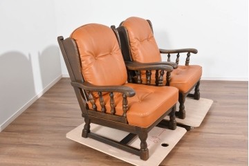 中古　超美品　使用感ほぼなし　飛騨産業　キツツキ　PROVINCIAL(プロヴィンシャル)シリーズ　1人掛けレザーソファ2脚　セット定価約100万円相当　(R-085375)