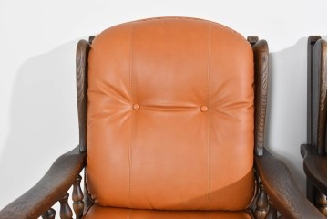 中古　超美品　使用感ほぼなし　飛騨産業　キツツキ　PROVINCIAL(プロヴィンシャル)シリーズ　1人掛けレザーソファ2脚　セット定価約100万円相当　(R-085375)