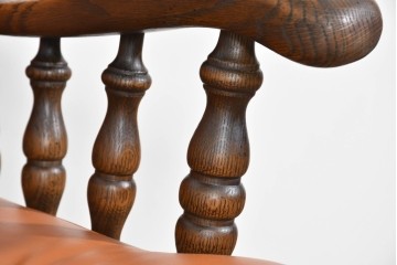 中古　超美品　使用感ほぼなし　飛騨産業　キツツキ　PROVINCIAL(プロヴィンシャル)シリーズ　1人掛けレザーソファ2脚　セット定価約100万円相当　(R-085375)