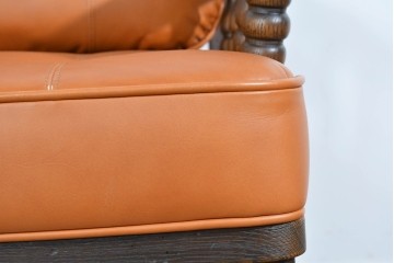 中古　超美品　使用感ほぼなし　飛騨産業　キツツキ　PROVINCIAL(プロヴィンシャル)シリーズ　1人掛けレザーソファ2脚　セット定価約100万円相当　(R-085375)