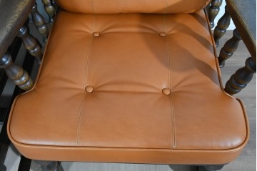 中古　超美品　使用感ほぼなし　飛騨産業　キツツキ　PROVINCIAL(プロヴィンシャル)シリーズ　1人掛けレザーソファ2脚　セット定価約100万円相当　(R-085375)