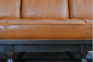 中古　超美品　使用感ほぼなし　飛騨産業　キツツキ　PROVINCIAL(プロヴィンシャル)シリーズ　3人掛けレザーソファ 　定価約90万円相当　(R-085376)