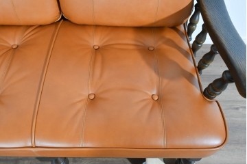 中古　超美品　使用感ほぼなし　飛騨産業　キツツキ　PROVINCIAL(プロヴィンシャル)シリーズ　3人掛けレザーソファ 　定価約90万円相当　(R-085376)