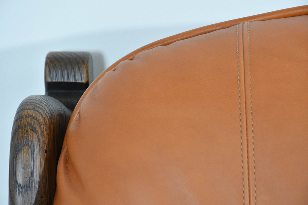 中古　超美品　使用感ほぼなし　飛騨産業　キツツキ　PROVINCIAL(プロヴィンシャル)シリーズ　3人掛けレザーソファ 　定価約90万円相当　(R-085376)