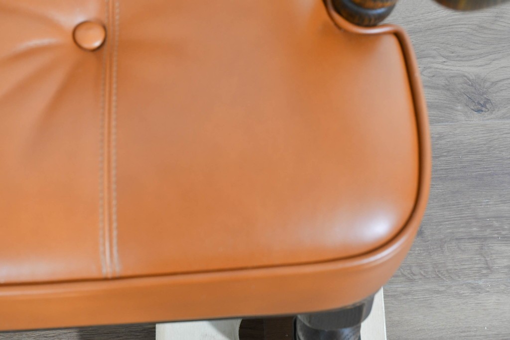 中古　超美品　使用感ほぼなし　飛騨産業　キツツキ　PROVINCIAL(プロヴィンシャル)シリーズ　3人掛けレザーソファ 　定価約90万円相当　(R-085376)