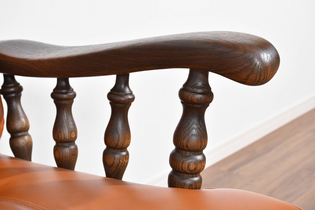 中古　超美品　使用感ほぼなし　飛騨産業　キツツキ　PROVINCIAL(プロヴィンシャル)シリーズ　3人掛けレザーソファ 　定価約90万円相当　(R-085376)