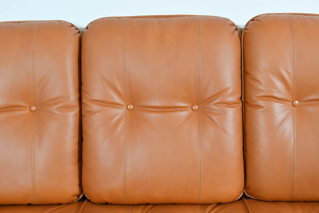 中古　超美品　使用感ほぼなし　飛騨産業　キツツキ　PROVINCIAL(プロヴィンシャル)シリーズ　3人掛けレザーソファ 　定価約90万円相当　(R-085376)