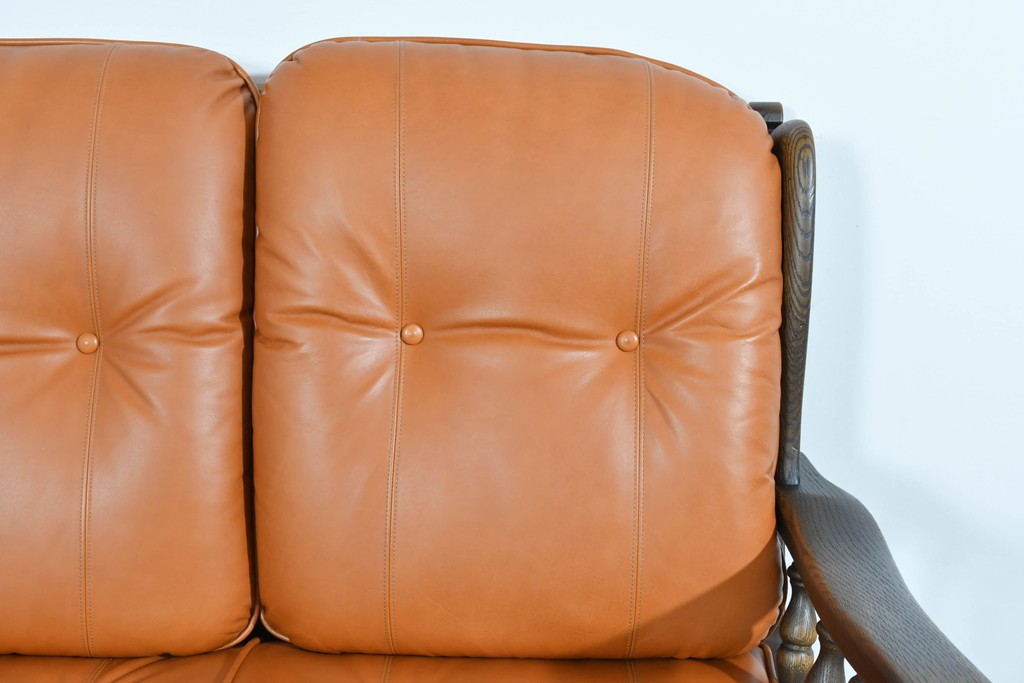 中古　超美品　使用感ほぼなし　飛騨産業　キツツキ　PROVINCIAL(プロヴィンシャル)シリーズ　3人掛けレザーソファ 　定価約90万円相当　(R-085376)