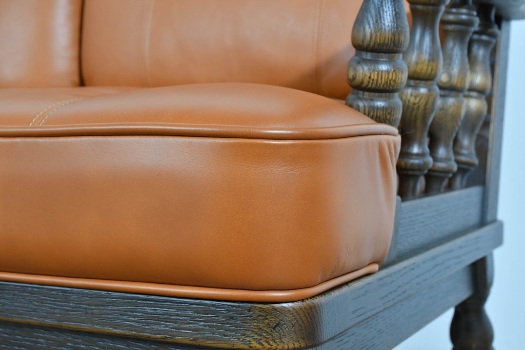 中古　超美品　使用感ほぼなし　飛騨産業　キツツキ　PROVINCIAL(プロヴィンシャル)シリーズ　3人掛けレザーソファ 　定価約90万円相当　(R-085376)