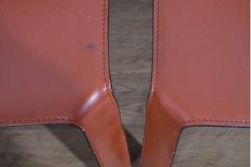 中古　Cassina(カッシーナ)　412 CAB(キャブ)　MARIO BELLINI(マリオ・ベリーニ)　端正なフォルムが魅力のアームレスチェア5脚　現行定価約150万円相当　(R-085377)