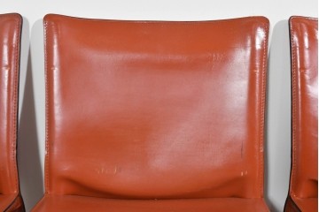 中古　Cassina(カッシーナ)　412 CAB(キャブ)　MARIO BELLINI(マリオ・ベリーニ)　端正なフォルムが魅力のアームレスチェア5脚　現行定価約150万円相当　(R-085377)