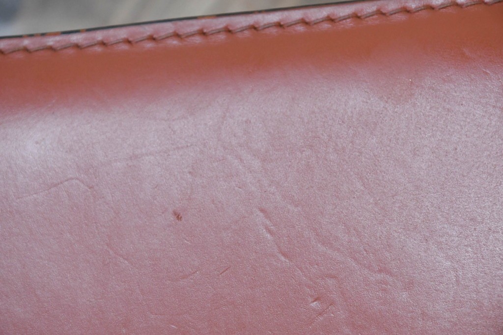 中古　Cassina(カッシーナ)　412 CAB(キャブ)　MARIO BELLINI(マリオ・ベリーニ)　端正なフォルムが魅力のアームレスチェア2脚　セット現行定価約60万円　(R-085377)