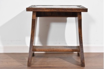 中古　美品　伝統工芸　軽井沢彫り　繊細な桜模様の彫刻が引き立つ上品なスツール　(R-085378)