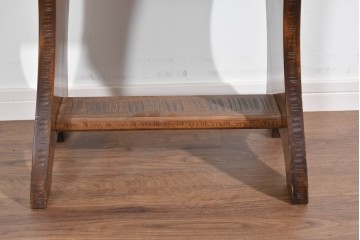 中古　美品　伝統工芸　軽井沢彫り　繊細な桜模様の彫刻が引き立つ上品なスツール　(R-085378)