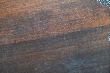 中古　伝統工芸　軽井沢彫り　桜の彫刻が味わいを添えるコンソール　(R-085379)