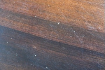 中古　伝統工芸　軽井沢彫り　桜の彫刻が味わいを添えるコンソール　(R-085379)