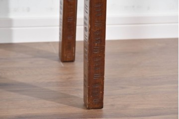 中古　伝統工芸　軽井沢彫り　桜の彫刻が味わいを添えるコンソール　(R-085379)