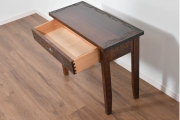 中古　伝統工芸　軽井沢彫り　桜の彫刻が味わいを添えるコンソール　(R-085379)